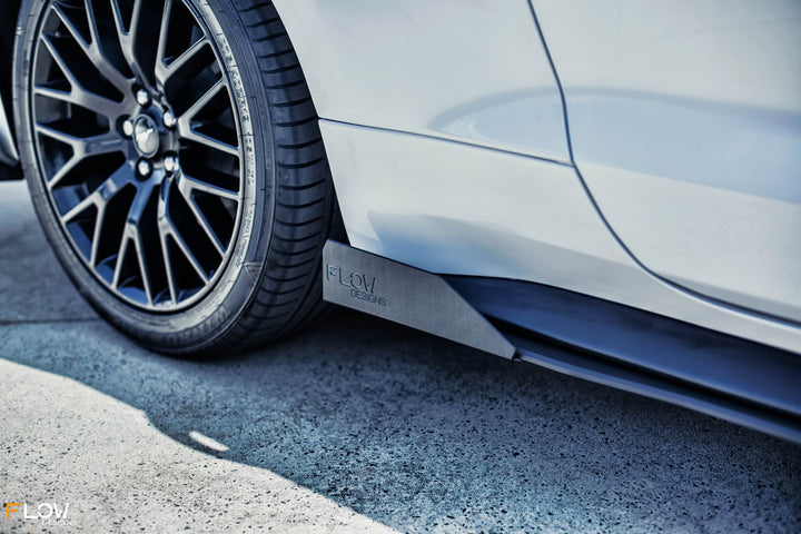 GT Mustang S550 FM Side Skirt Splitters