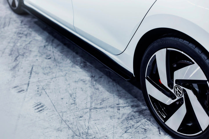 MK8 Golf GTI Side Skirt Splitters
