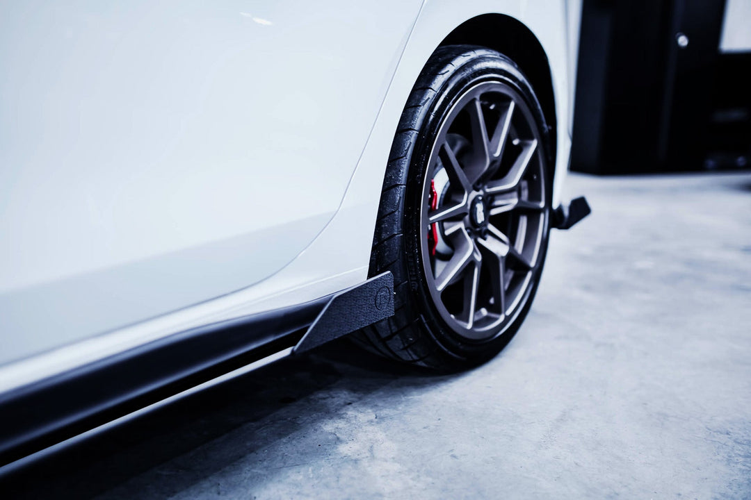 MK8 Golf GTI Side Skirt Splitters