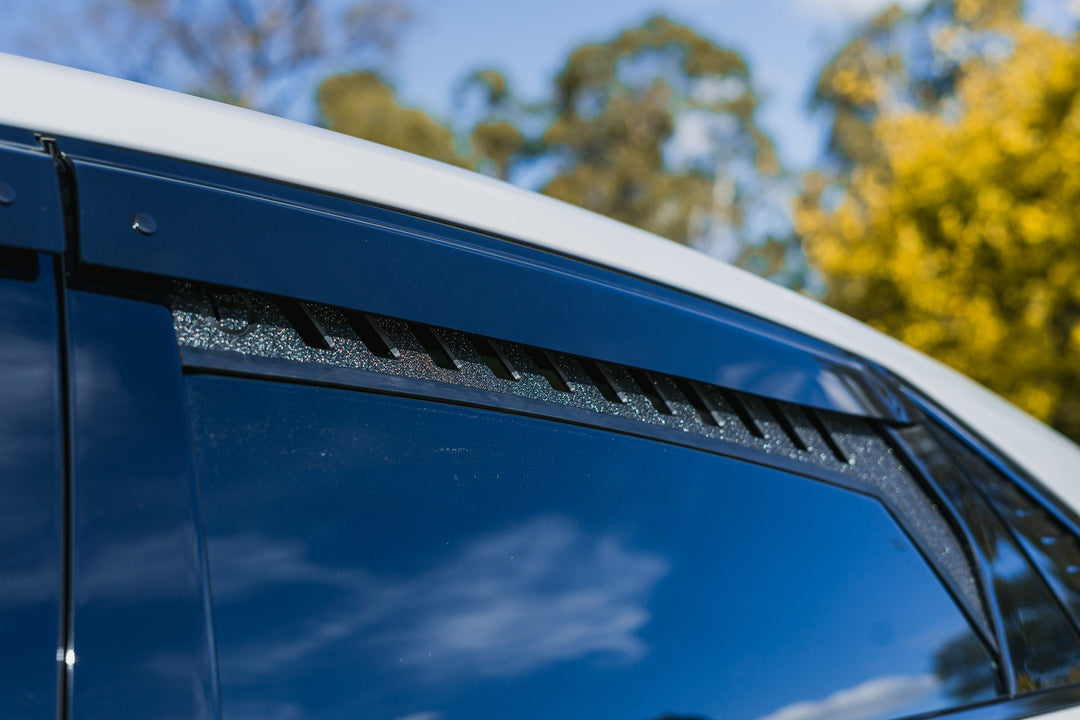 Hyundai CN7 V2 i30 N-Line Sedan FL 2025 Rear Window Vents