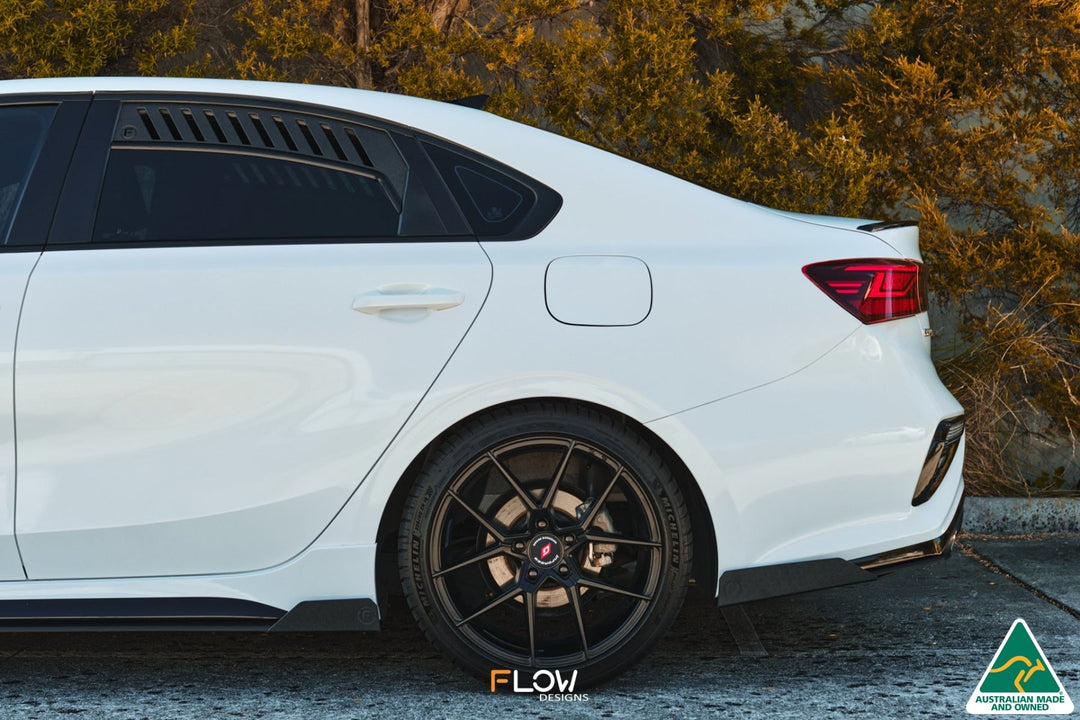 Cerato GT Sedan PFL Rear Window Vents