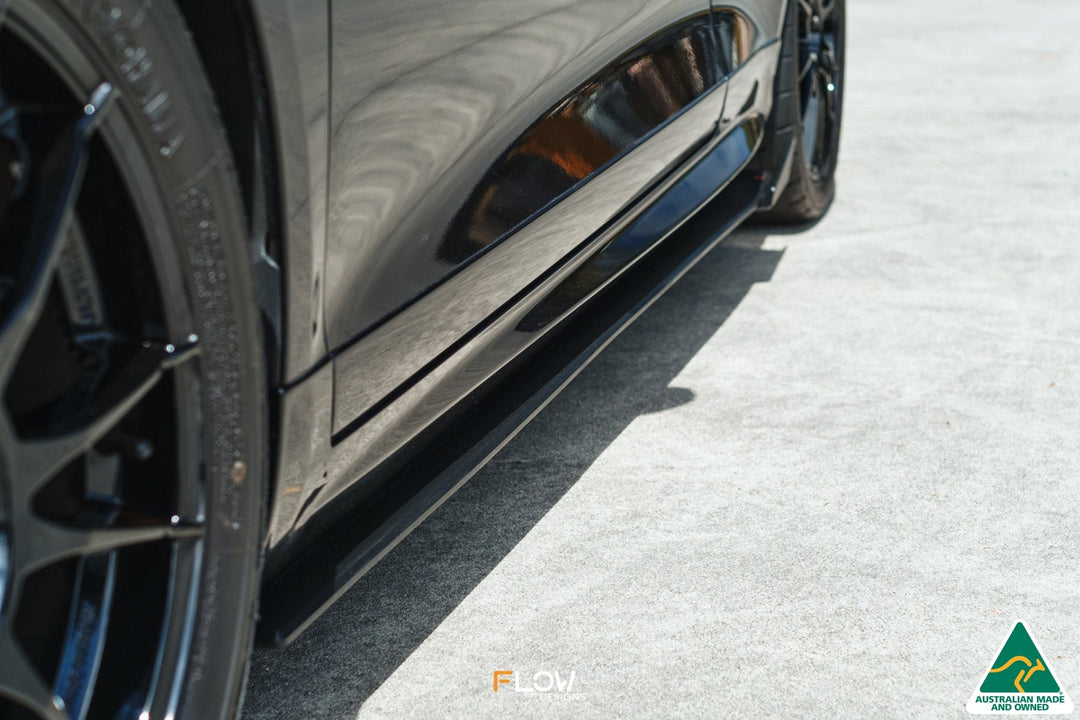 Scirocco R PFL V3 Side Skirt Splitters