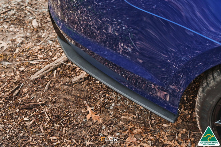 MK7 Golf R Wagon Rear Spats V3